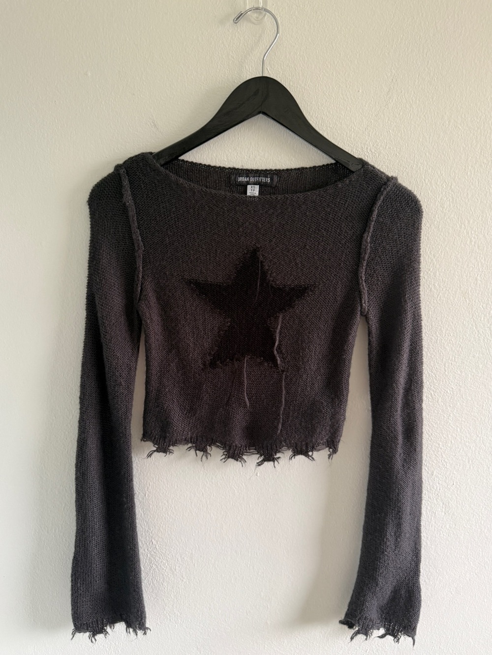 Y2K Distressed Star Cropped Knit Sweater by Urban Outfitters